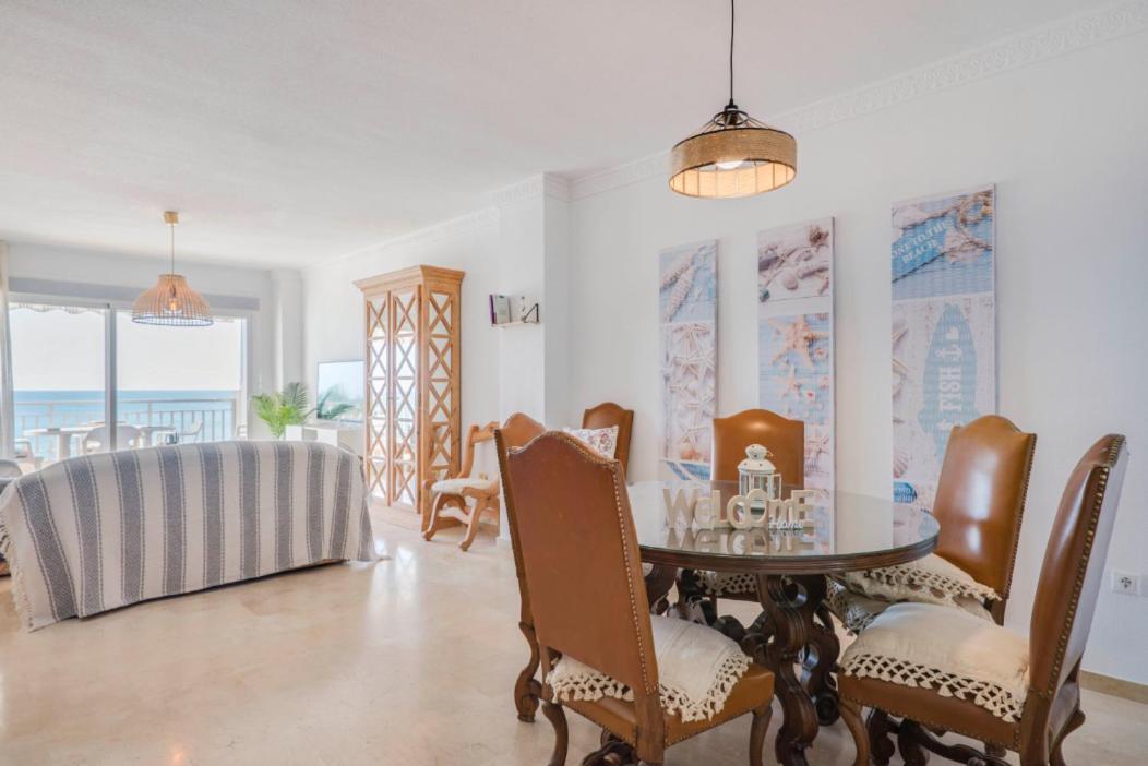 Family Aguamarina Front The Sea Free Parking Leilighet Fuengirola Eksteriør bilde